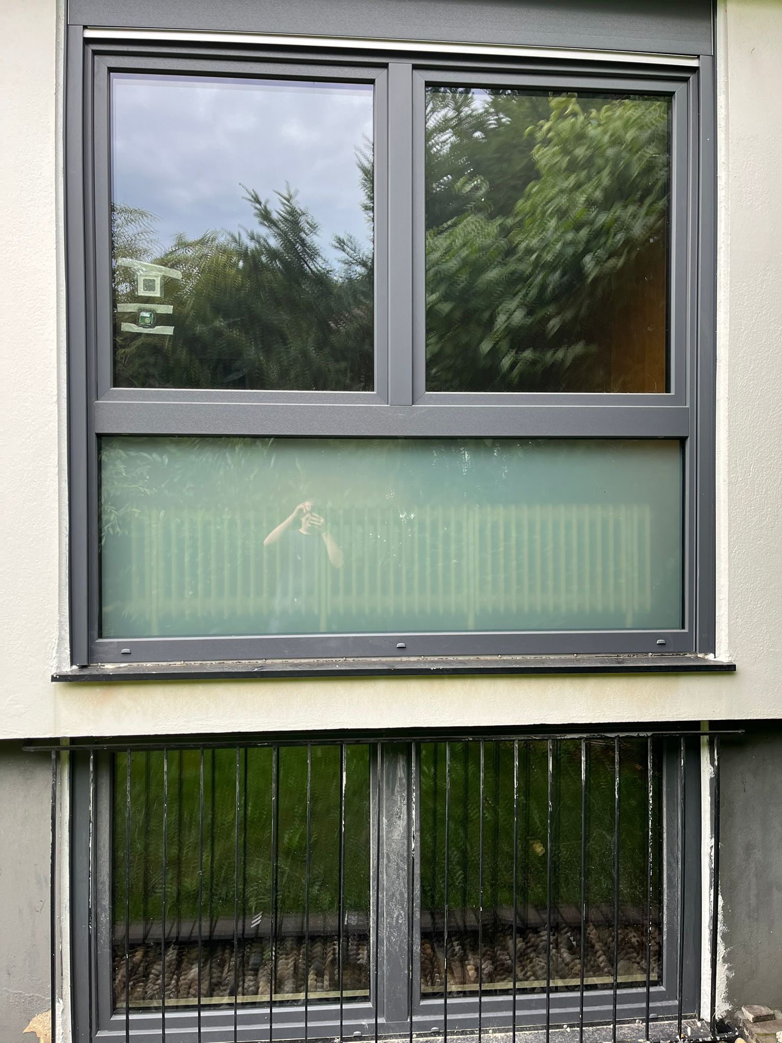 Bodentiefe Fenster mit Aufsatzrollladen: Moderne Fensterlösungen in Siegburg